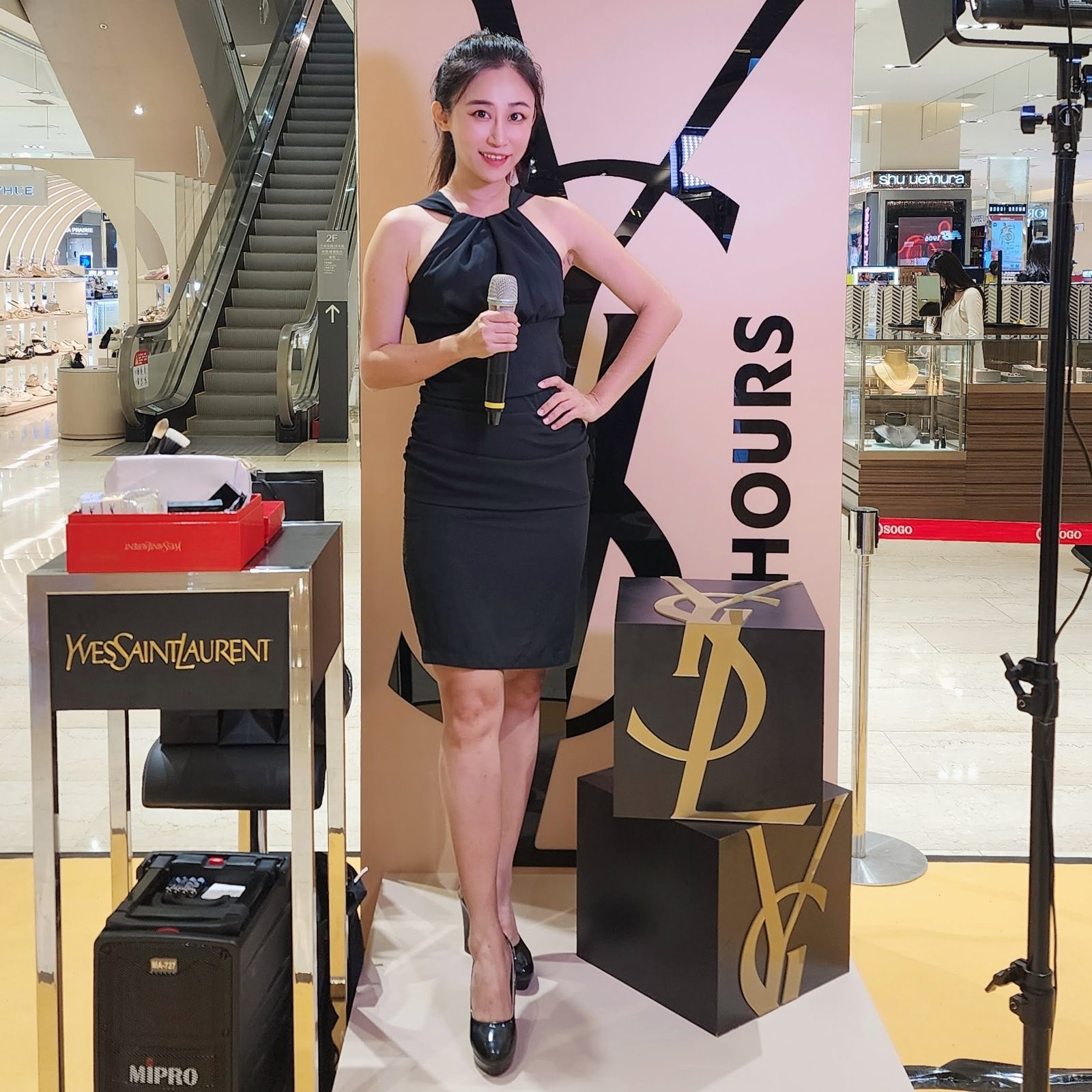 YSL 台中廣三SOGO 新櫃開幕活動