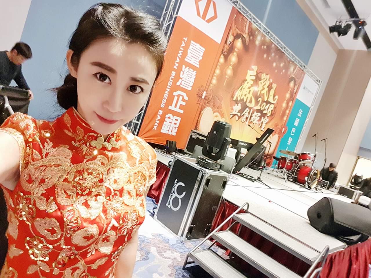 尾牙春酒晚宴主持｜尾牙春酒主持人黃珮綸 YAYA