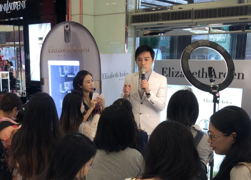 百貨ROADSHOW主持｜百貨專櫃主持人黃珮綸 YAYA