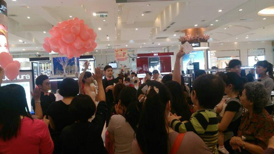 從無人路過到聚滿人牆：展場與百貨 ROADSHOW 的聚眾導購實戰學